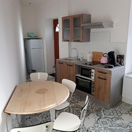 Appart Proche Toutes Commodites Souvigny Luaran gambar