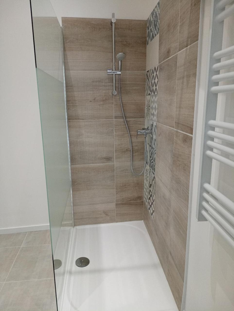 Appart Proche Toutes Commodites Souvigny Luaran gambar